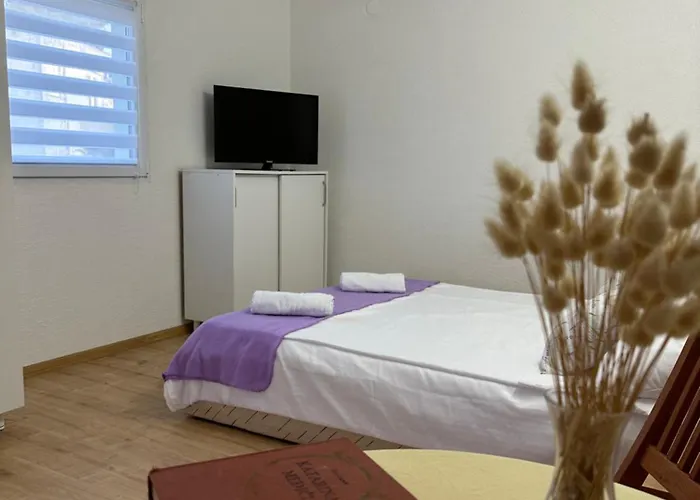 Studio Apartment * Rudina